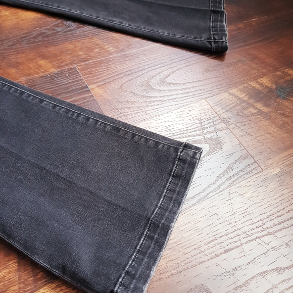 EXPRESS HIGH WAISTED FLARE JEANS - Picture 5 of 9